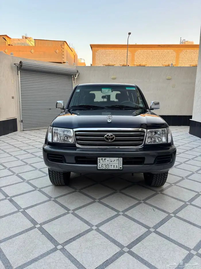 جيب لاندكروزر 2004 ديزل أساس 17