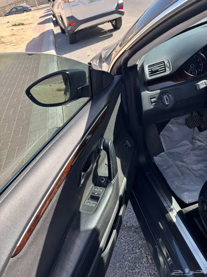 للبيع سياره فوكس فاجن مديل 2015 2