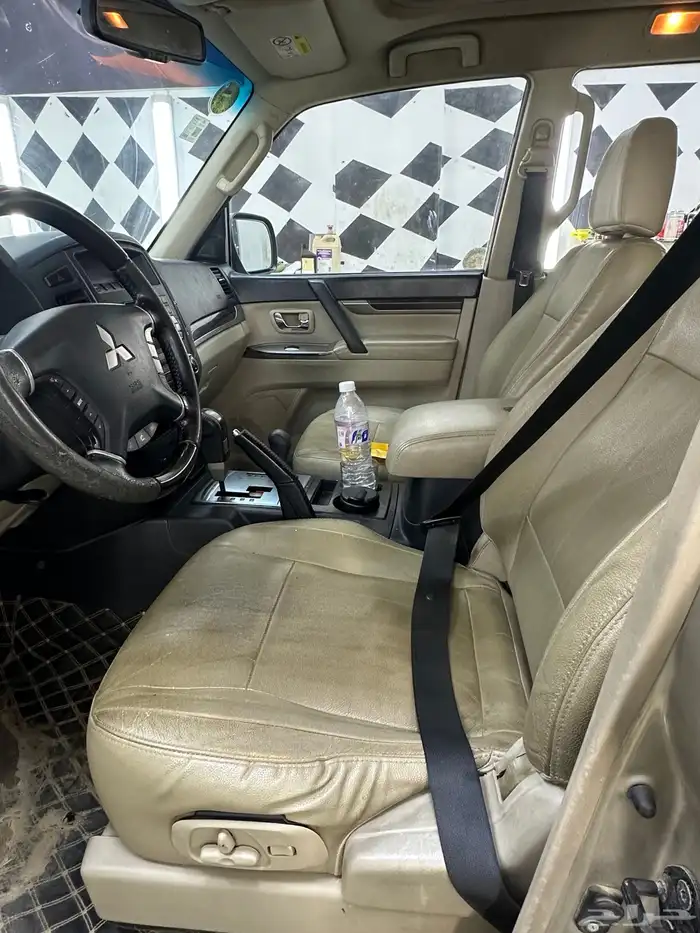 باجيرو 2014 فل كامل للبيع 6