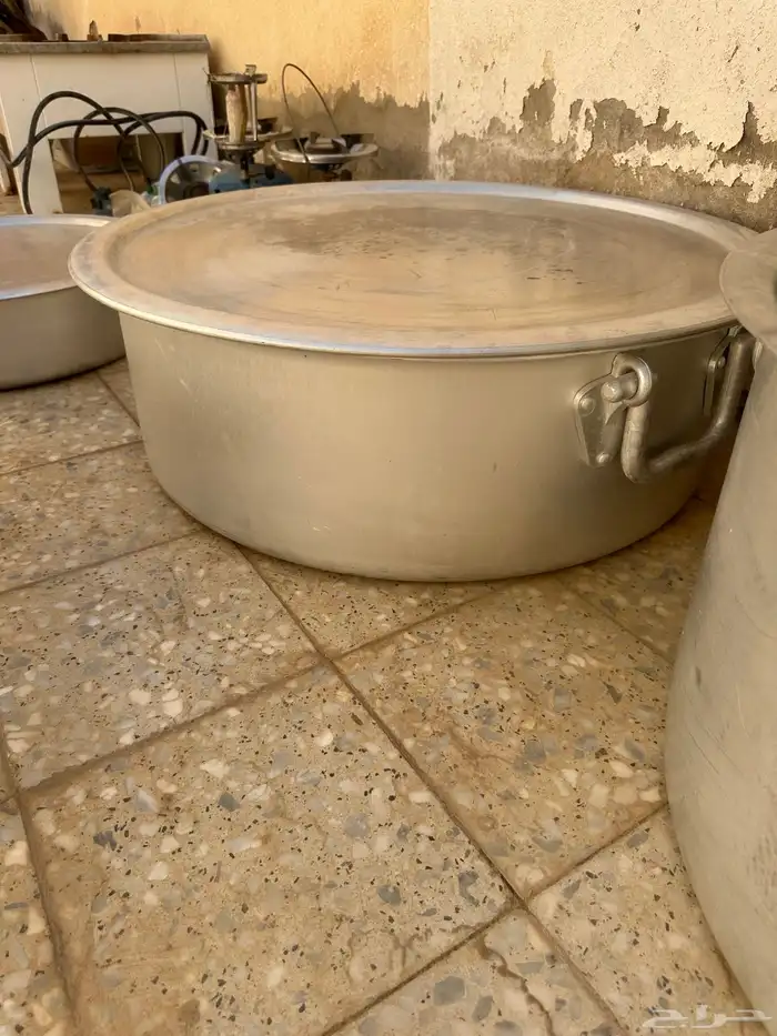 للبيع قدور مقلوبة نظيفة 6