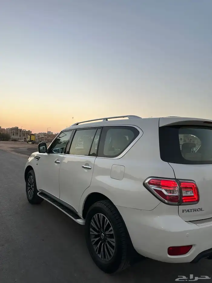 نيسان باترول بلاتينيوم 2014 للبيع 6