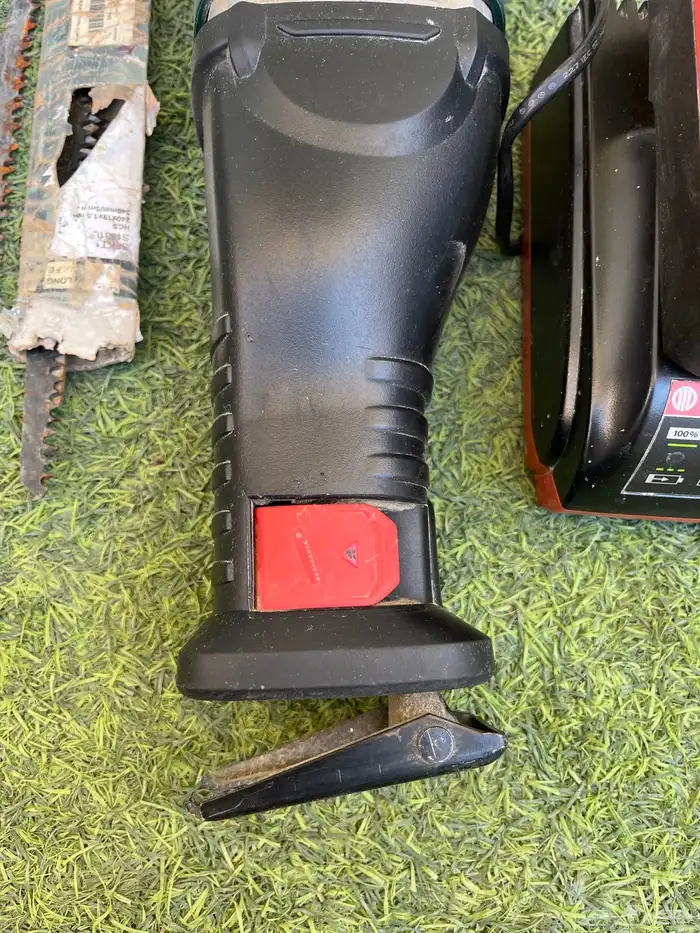 منشار من شركة ميتابو الالمانية 0