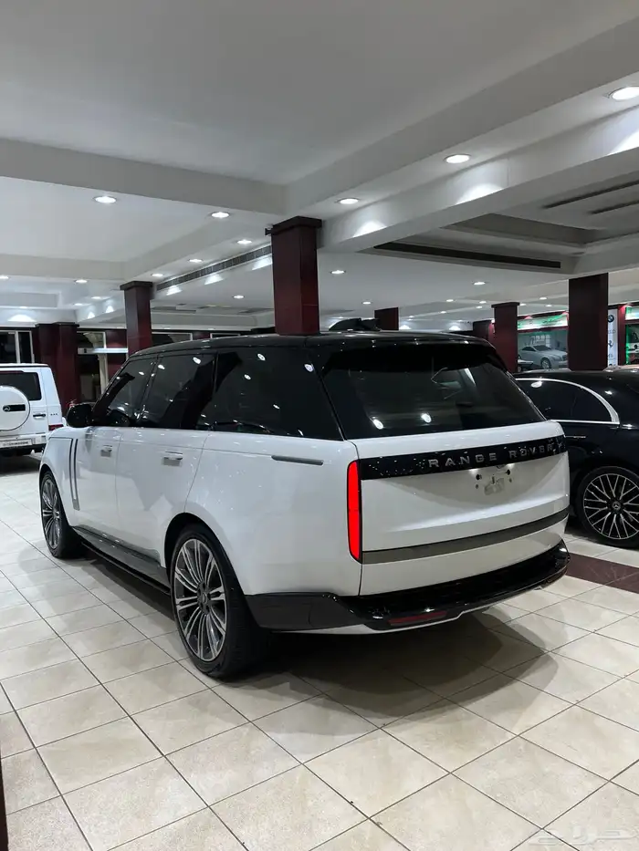 رنج روفر فوج HSE P530 2024 2