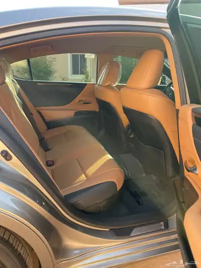 لكزس ES300h 2024 للبيع index