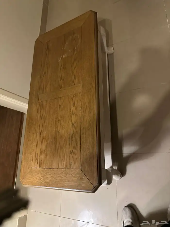 للبيع طاوله كلاسيكيه 2