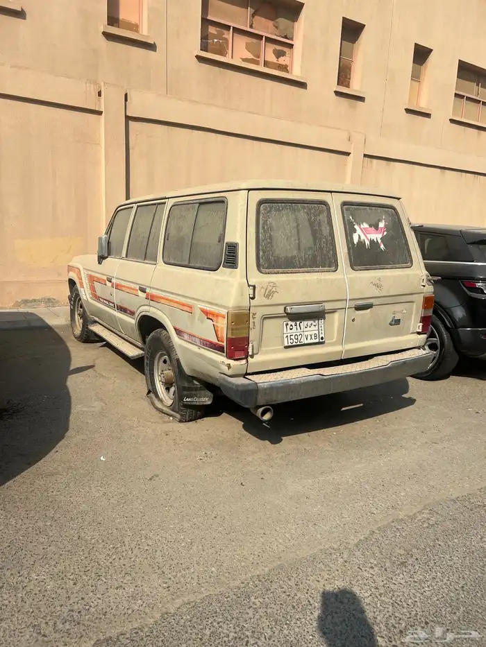 تويوتا صالون 83 تشليح 3