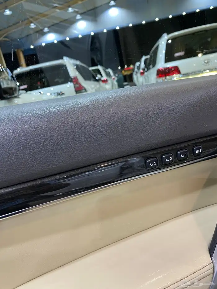 للبيع جيب VXS فل كامل 2016 هيدروليك بريمي عداد 74 الف 25