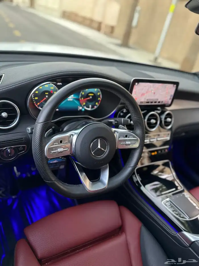 مرسيدس GLC200 كوب بحاله الوكاله ماشي 47 الف فقط 27