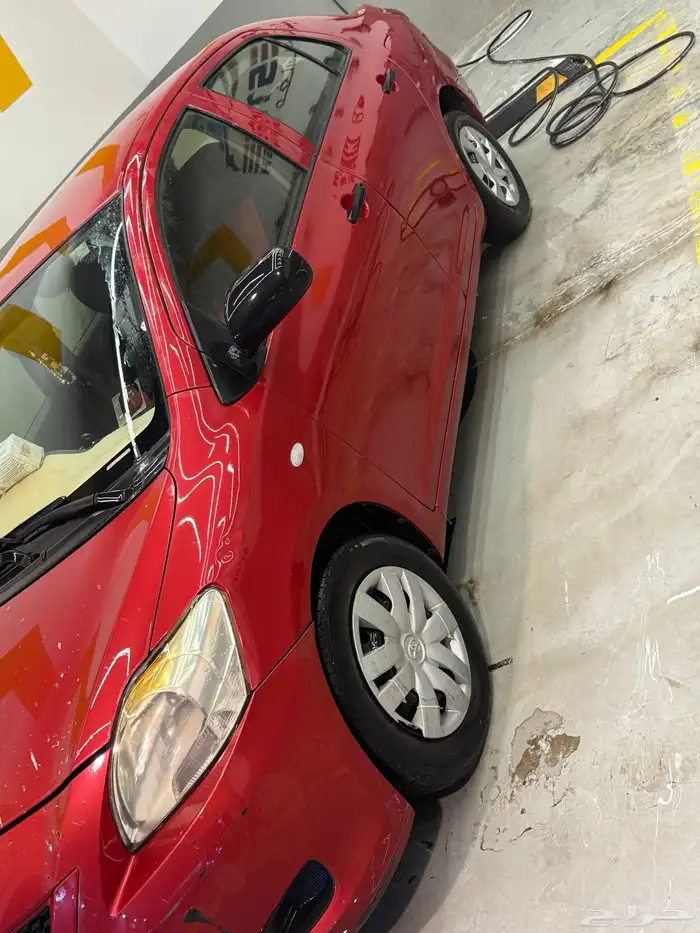 سياره تيوتا ياريس حاله فوق الممتازه جدا جدا 6