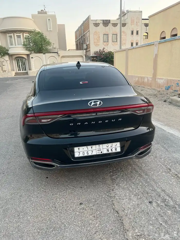 ازيرا 2020 فل كامل بدون بانوراما وارد كوريا 2