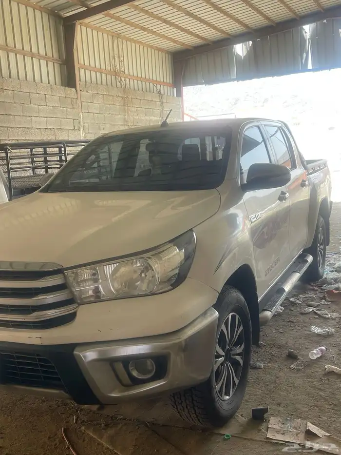 للبيع أو البدل المناسب   تويوتا هايلكس دبل تماتيك فل كامل 2