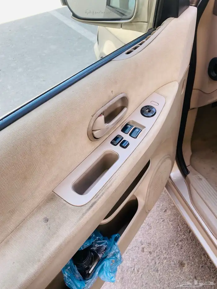 كيا كارنفال 2005 9