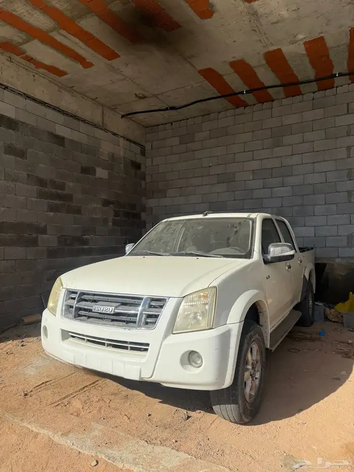 ايسوزو ديمكس 2009 1