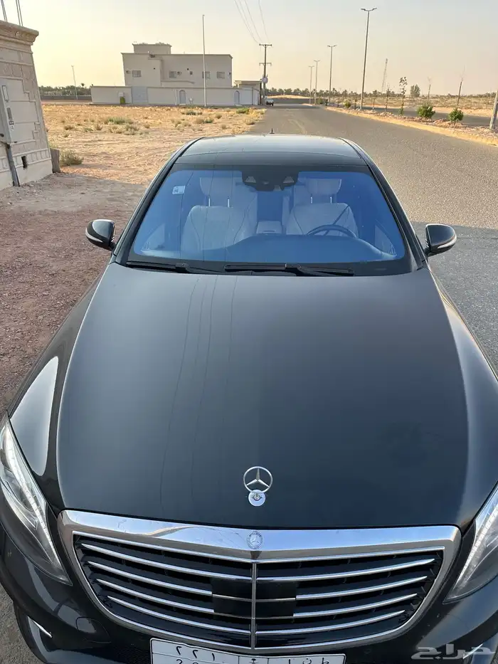 مرسيدس 2015 حجم 550 البيع بدون اللوحه 14