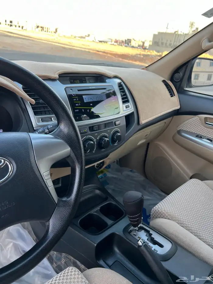 للبيع فورتشنر 2015 مخزن 4 سلندر تماتيك سعودي 19