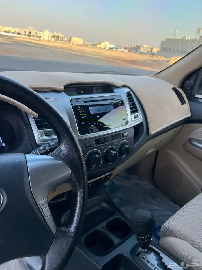 للبيع فورتشنر 2015 مخزن 4 سلندر تماتيك سعودي 16