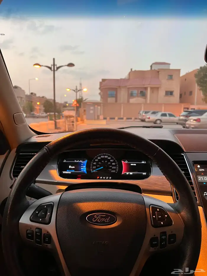 تورس 2017 نص فل ذهبي للبيع 12