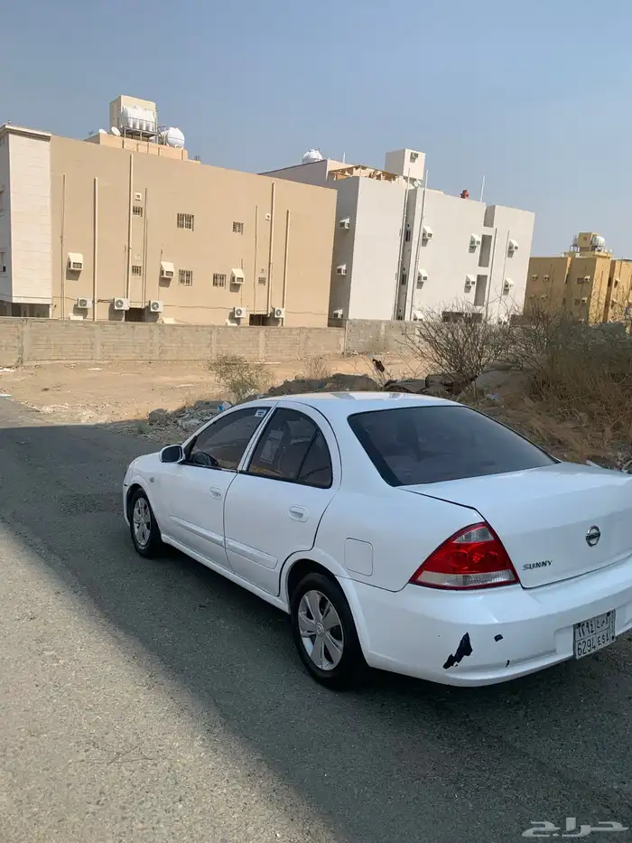 سيارة صني للبيع 2