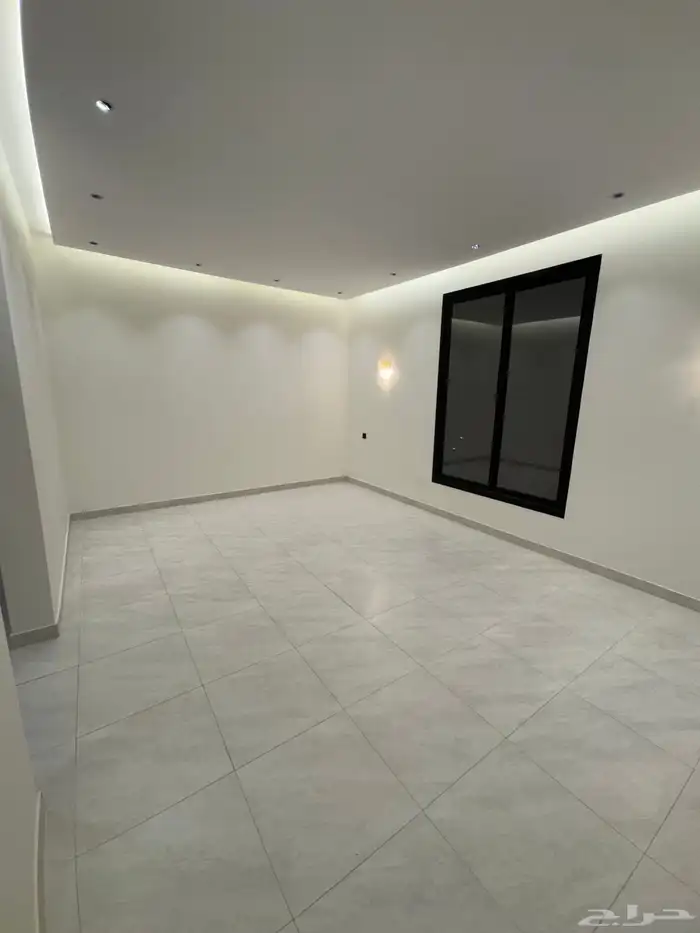 للبيع بالمحاله روف علوي بمدخل سياره تشطيب vip 6