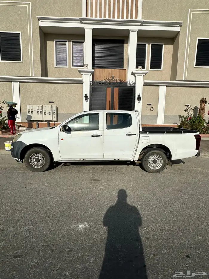 ايسوزو ديماكس 2013 1