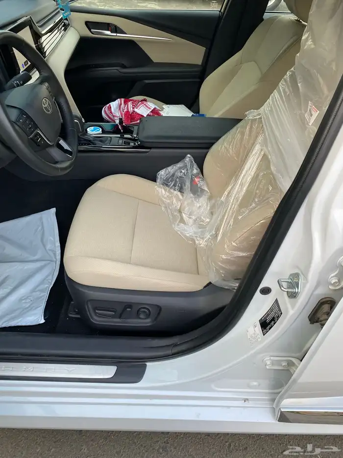 كامري 2025 LE شرط ممشى 10 الاف 6