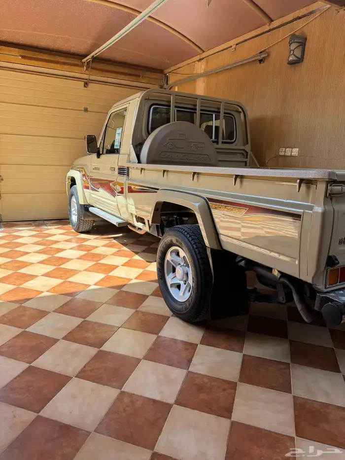 للبيع تويوتا شاص 2017 سعودي فل سوبر ديلوكس 3