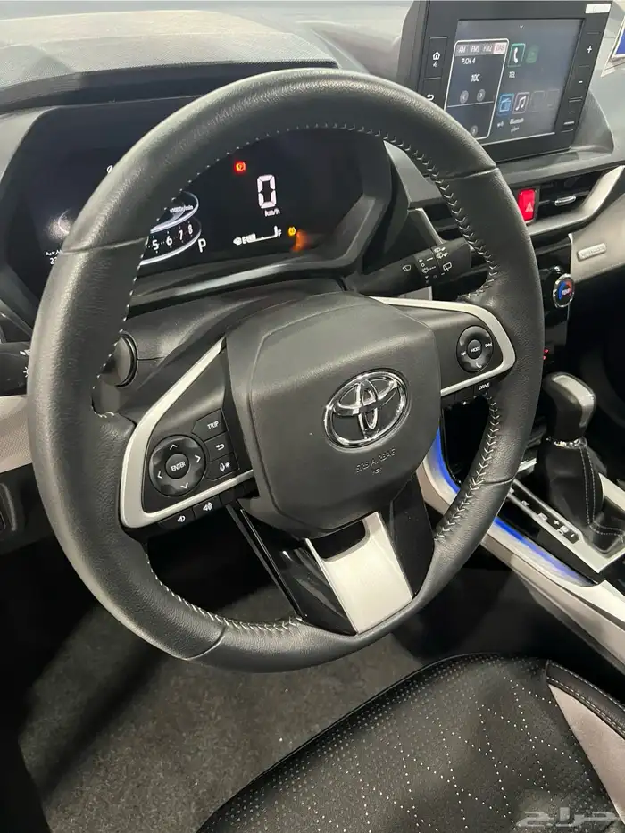 تويوتا فيلوز 2024 شبه جديد ( الوكيل عبداللطيف جميل ) 4