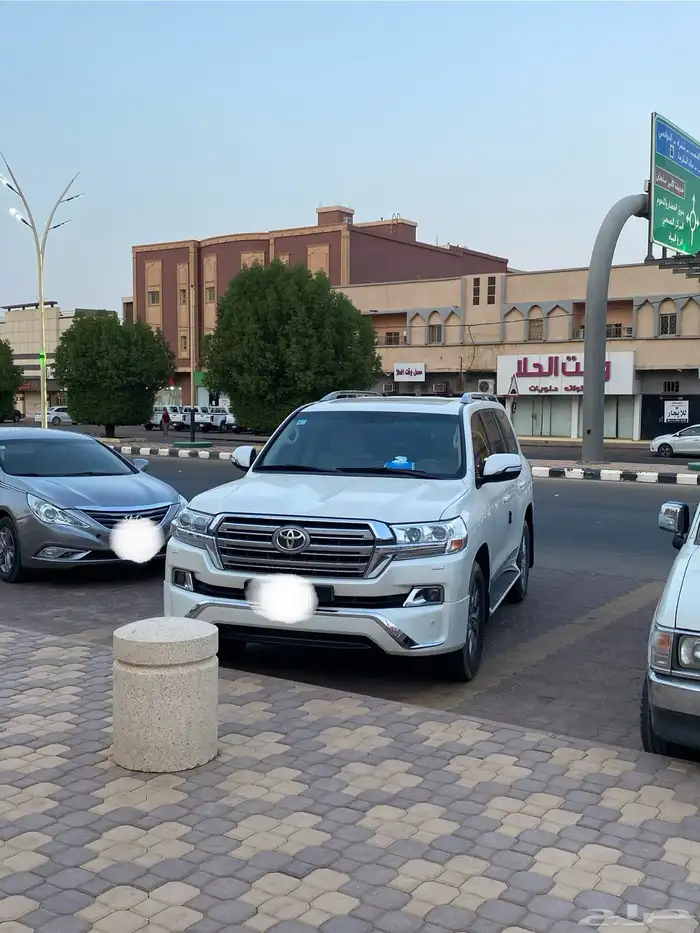 لاندكوزر GXR3 2018 1