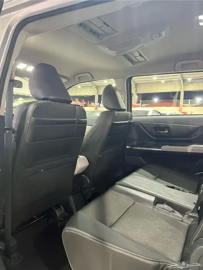 تويوتا فيلوز 2024 شبه جديد ( الوكيل عبداللطيف جميل ) 8