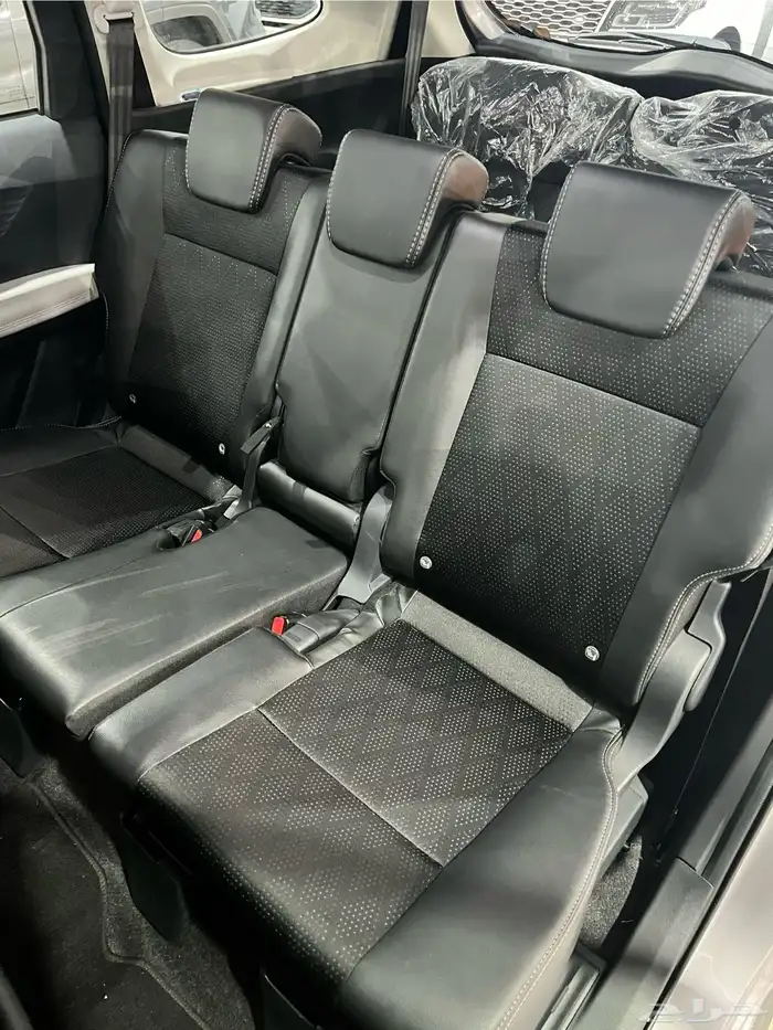 تويوتا فيلوز 2024 شبه جديد ( الوكيل عبداللطيف جميل ) 9