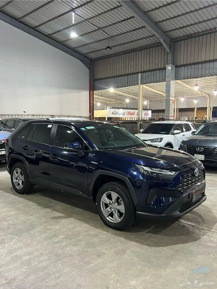 تويوتا راف فور 2022 هايبرد مكينة 2.5 ( عبداللطيف جميل ) 2