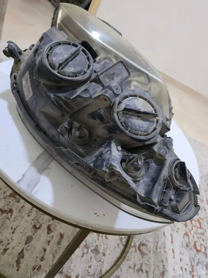 اضوية امامية ( Mercedes c200) هالوجينية من 2008 إلى 2010 0