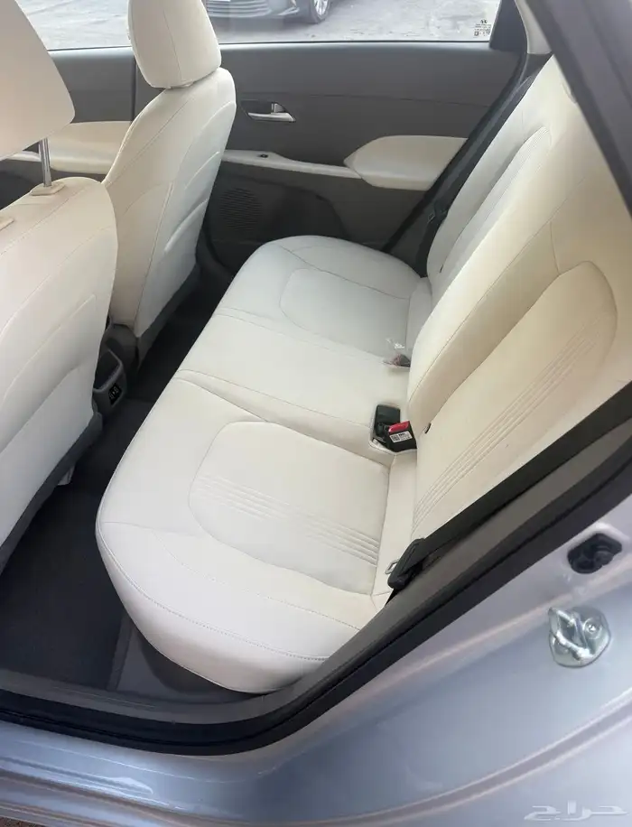 أكسنت 2025 للبيع 9