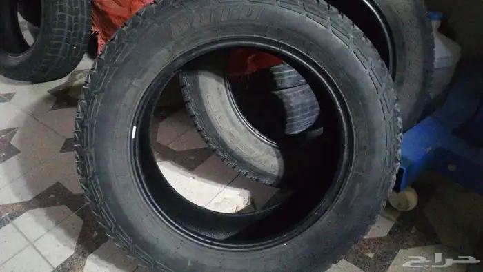 للبيع كفرات بلاتينيوم مقاس 20 0