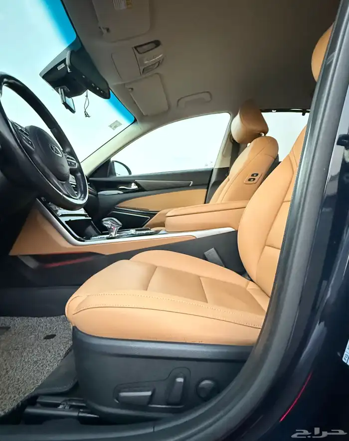 كيا كادينزا 2020 ( بنزين ) فل كامل بدون بانوراما للبيع 17