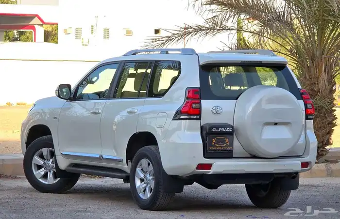 برادو 2023 نص فل V6 TXL 6