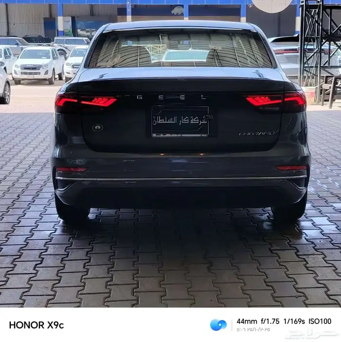 جيلي امجراند الموديل 2023 5