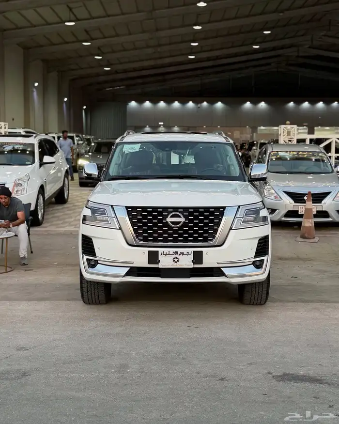 نيسان باترول 2024 بلاتنيوم - 6 سلندر عداد 36 الف كيلو فقط 0