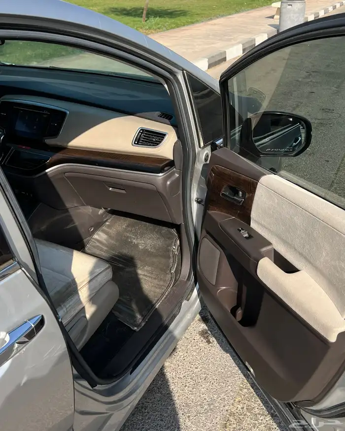 للبيع هوندا أوديسي عائلية نظيفة 17