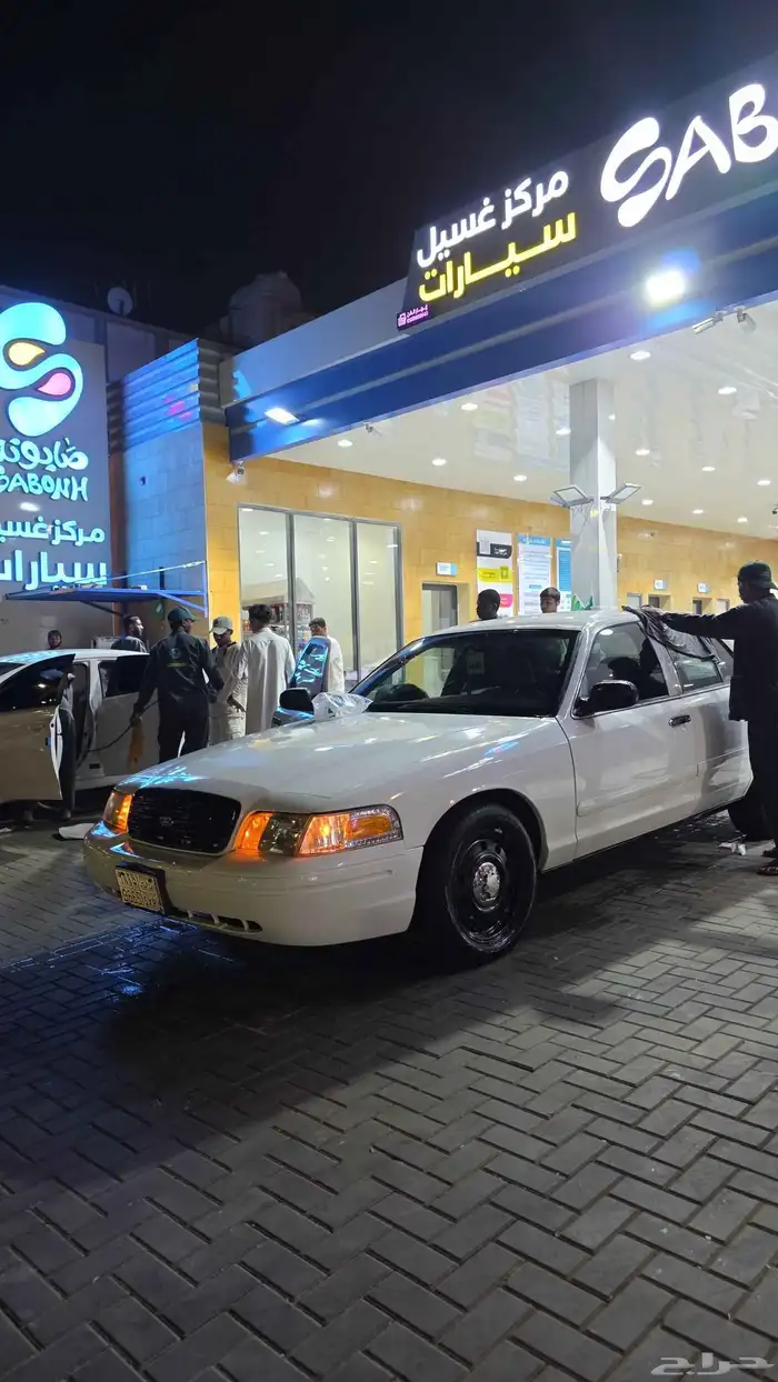 فورد فكتوريا 1