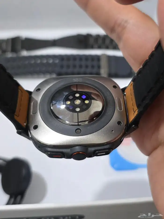 ساعة سامسونج الترا 2025 2