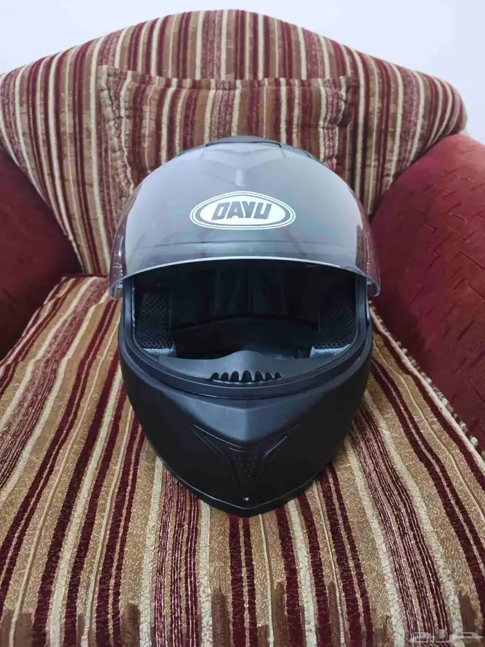 خوذة DAYU مقاس (M) السعر 100ريال 5