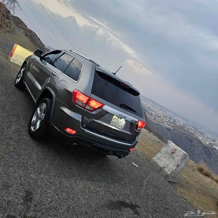 جيب قراند شيروكي 2011 أوفر لاند ممشى 400 7