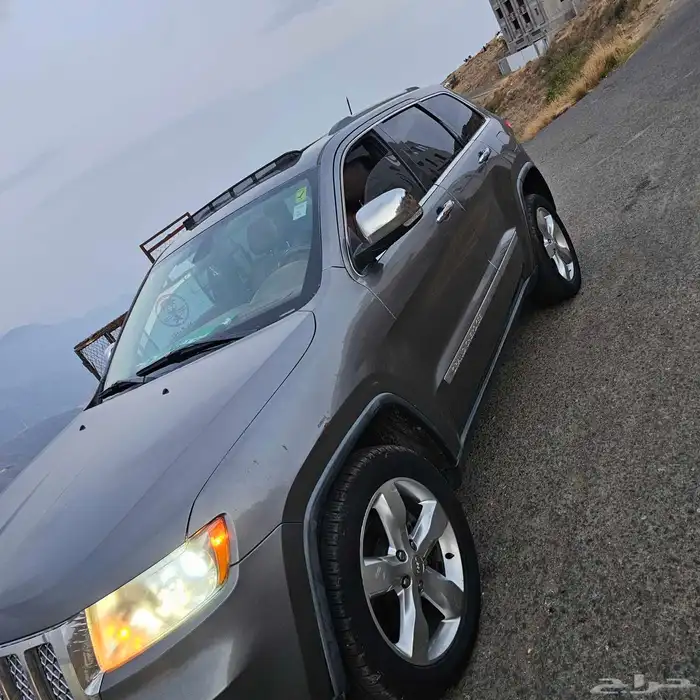 جيب قراند شيروكي 2011 أوفر لاند ممشى 400 6