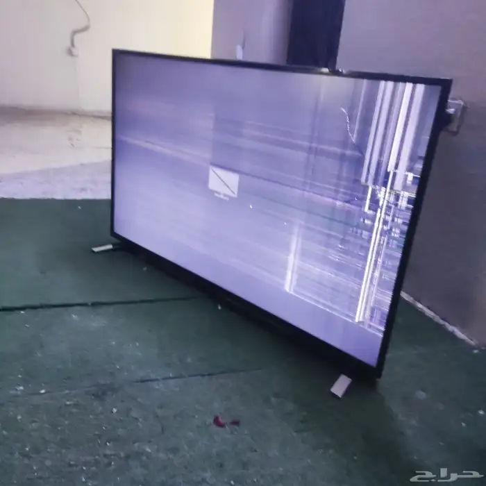 شاشات للبيع وحده 55 بوصه نوع توشيبا الثانيه 49 بوصه ال جي 6