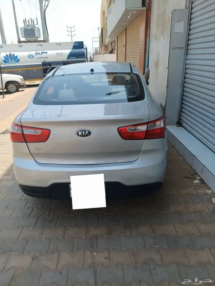 سيارة كياء ريو 2015 1