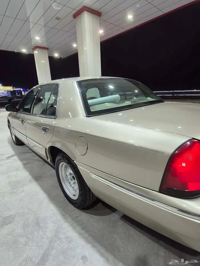 فورد ماركيز 2000 6