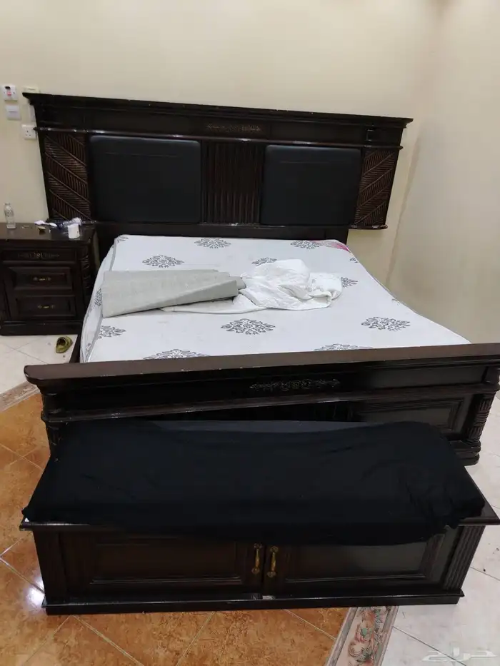 السلام عليكم يوجد مكيفات مستعمله للبيع نصيف وغرفت 4