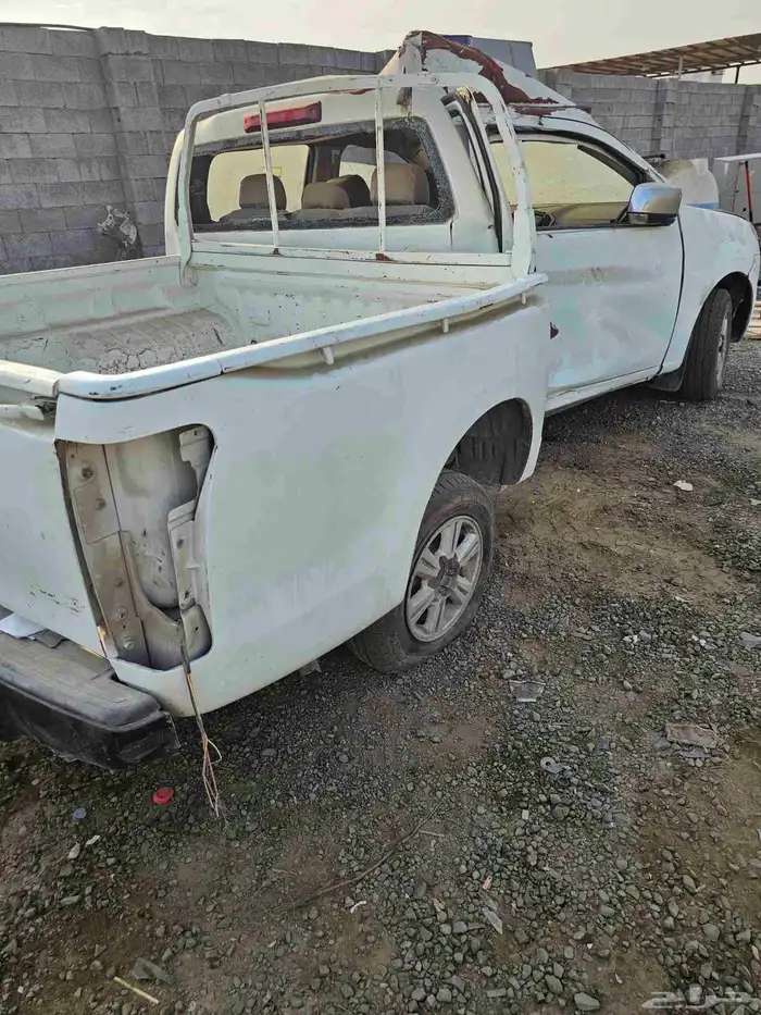 تشليح ايسوزو ديماكس 2015 قطع غيار 2