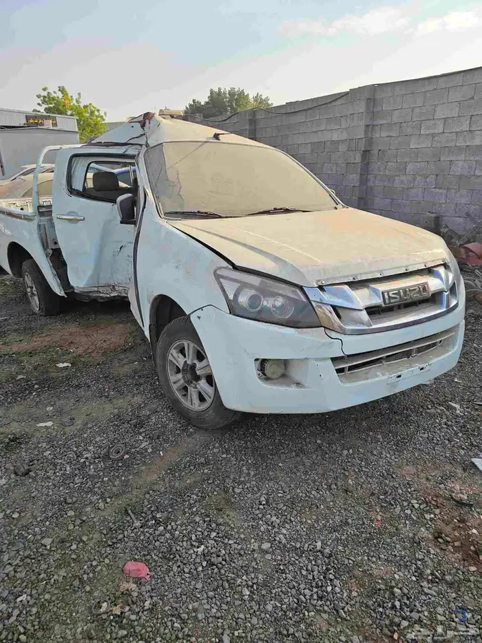 تشليح ايسوزو ديماكس 2015 قطع غيار 5